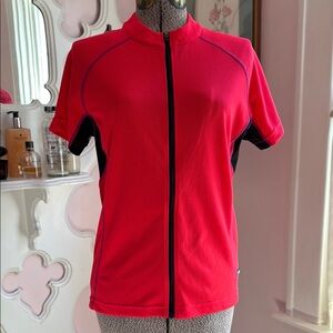 Red and Black Cannondale cycling zip up shirt M